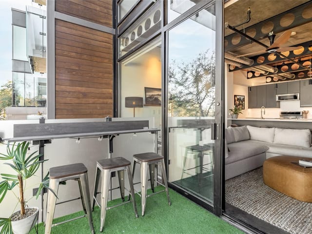 1401 Eva ST Unit #206