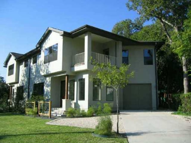 1401 Hillmont Unit #B