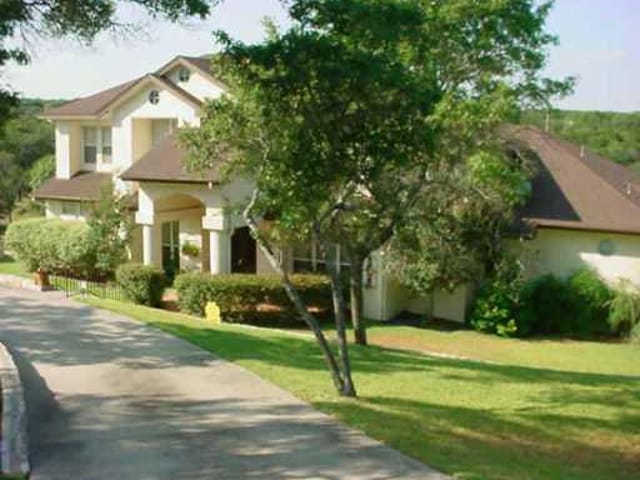 1401 Kemp Hills DR