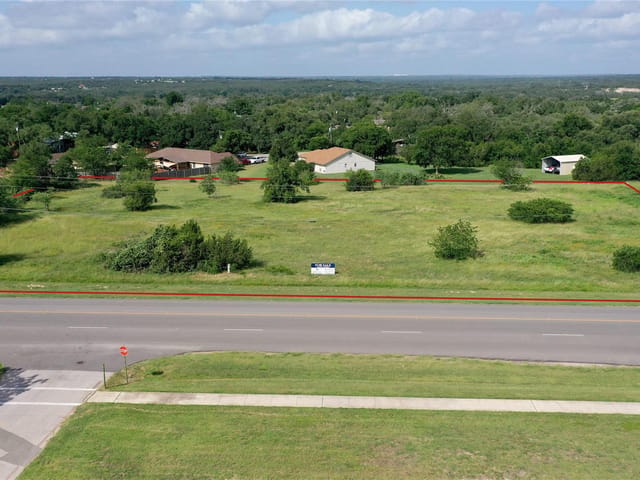 1401 Main St