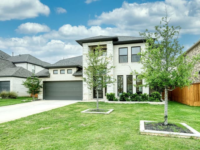 1401 Mulberry Oak Ln