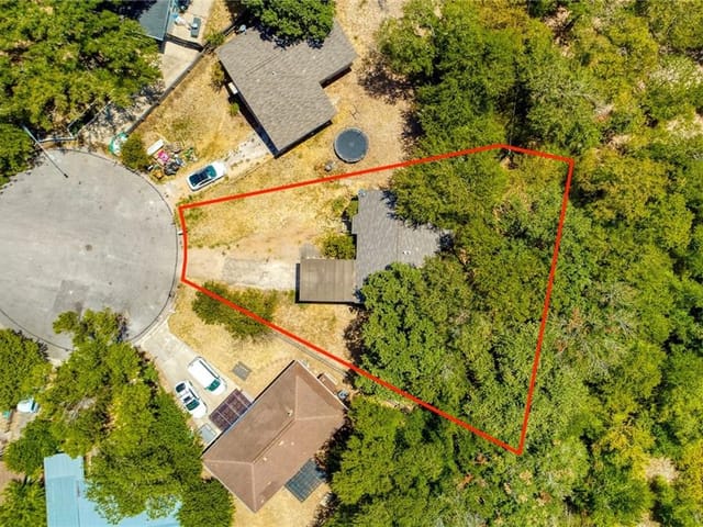 1401 Waldorf Ave