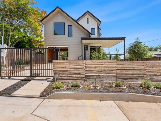 1401 Walnut Ave Unit #A