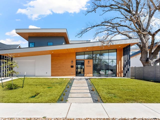 1402 Choquette Dr