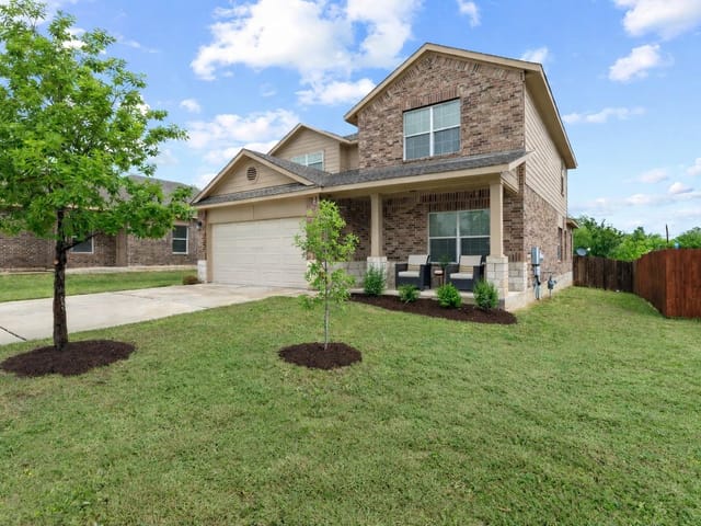 1402 Deodara DR