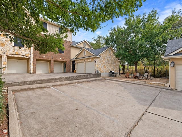 1402 Parker LN Unit #3