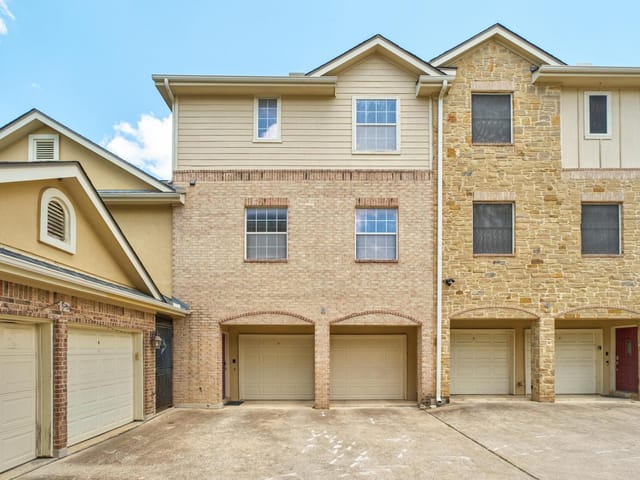 1402 Parker LN Unit #3