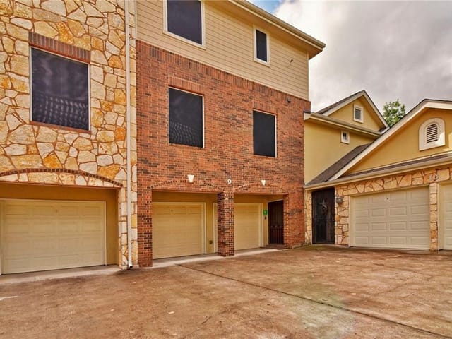 1402 Parker Ln Unit #9-1