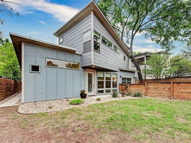1402 Singleton Ave Unit #A