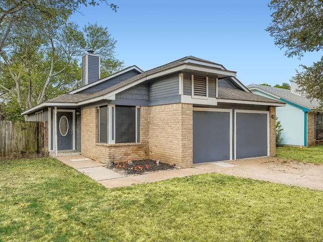 1403 Baronets TRL