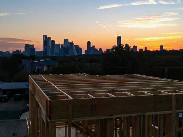 1403 Barton Hills Dr Unit #1