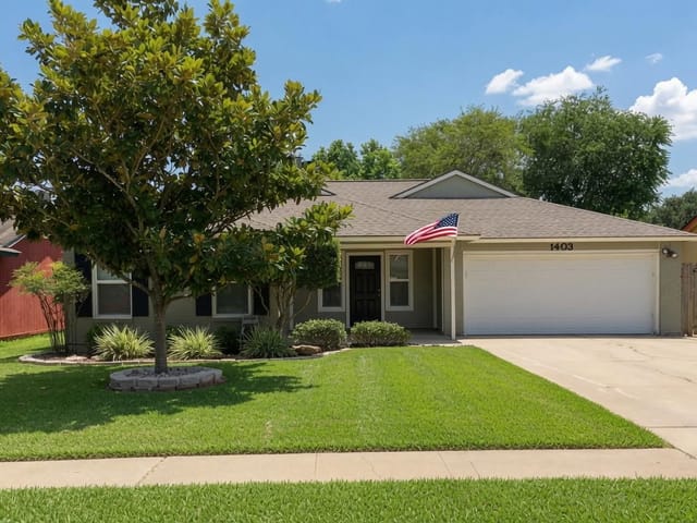 1403 Beth LN