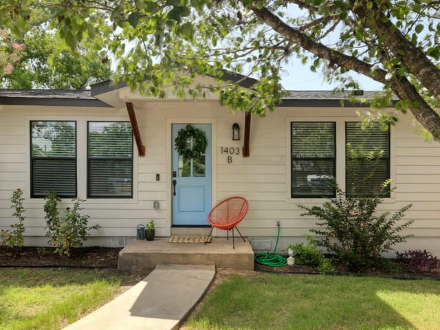 1403 Marcus Pl Unit #B
