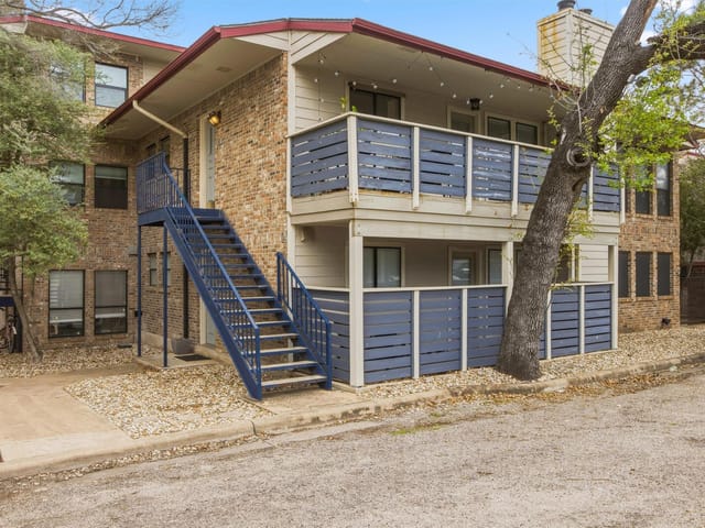 1404 Norwalk Ln Unit #201