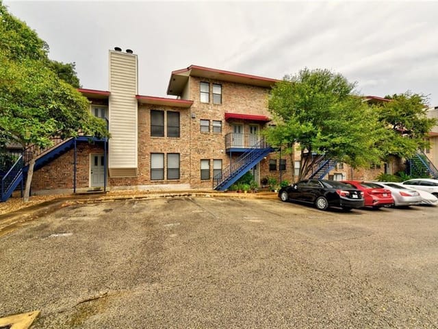 1404 Norwalk Ln Unit #212