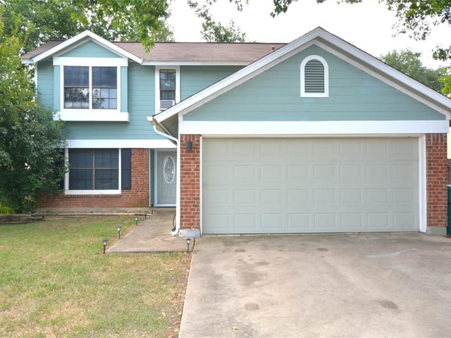 1404 Piney Creek LN