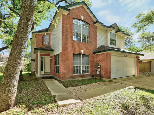 1404 Waldrop Cv