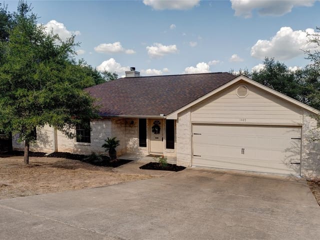1405 Farris Dr