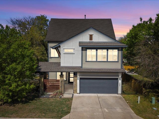 1405 Matthews Ln