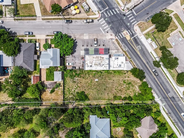 1405 Rosewood Ave