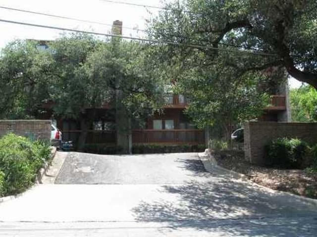 1406 Windsor Rd Unit #105