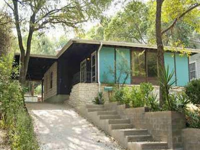 1407 ALAMEDA Dr