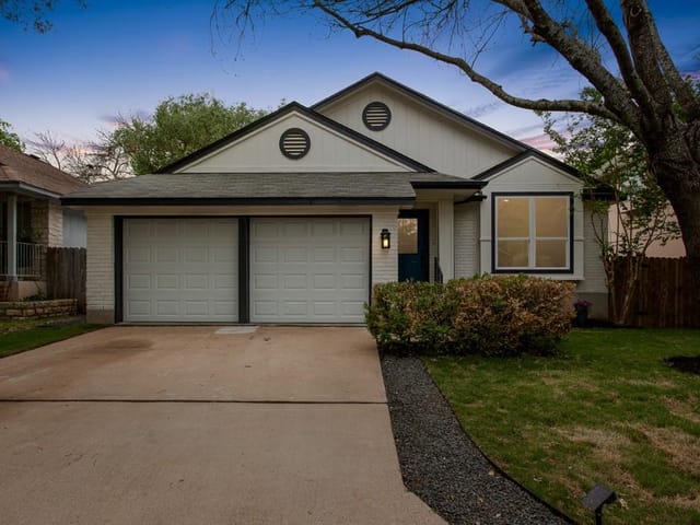 1407 Elm Brook Dr