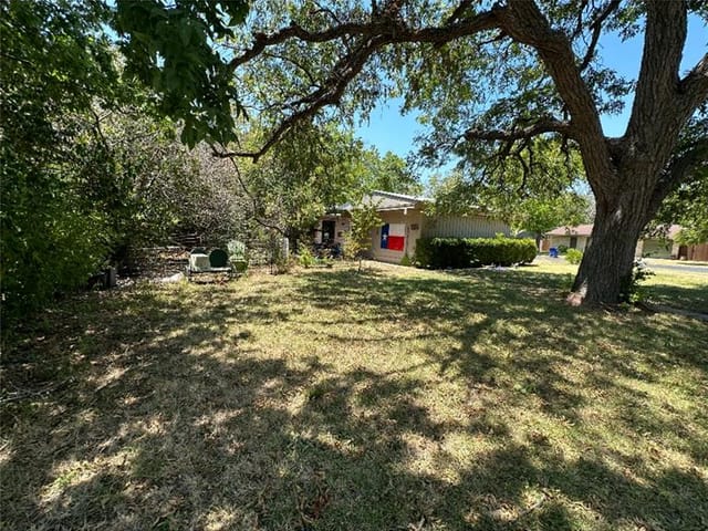 1407 Randy Cir