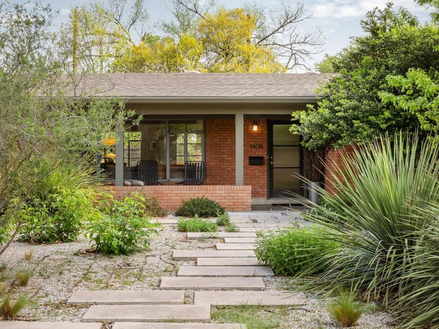1408 Larkwood DR