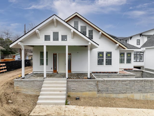 1406 W 9th St Unit #301
