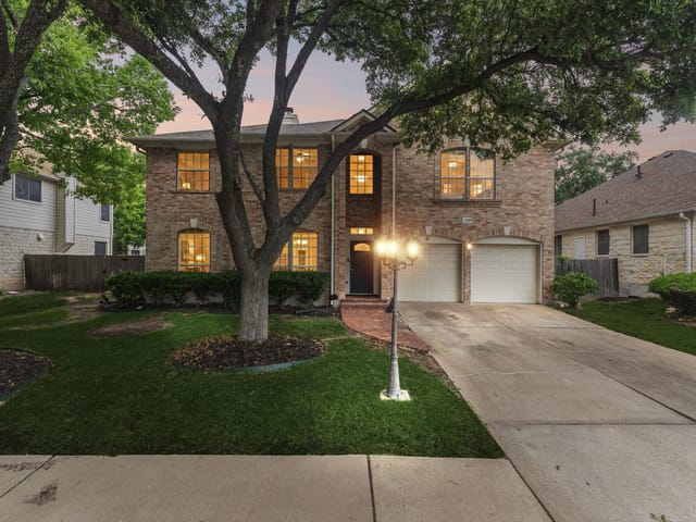 1409 Deer Horn DR