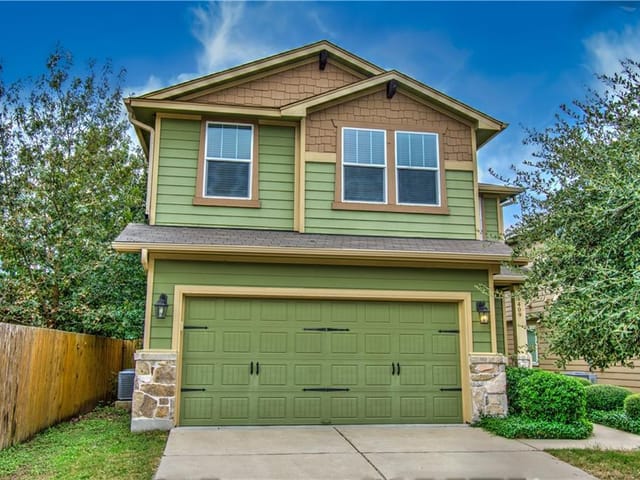 1409 Huckleberry Ln Unit #64