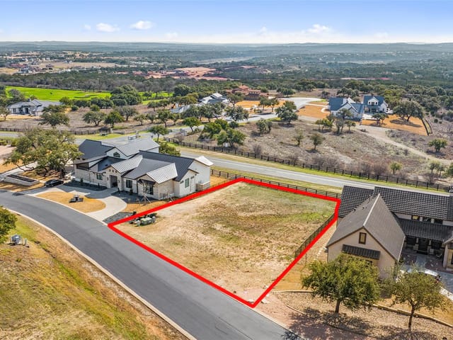 1409 Majestic Hills Blvd