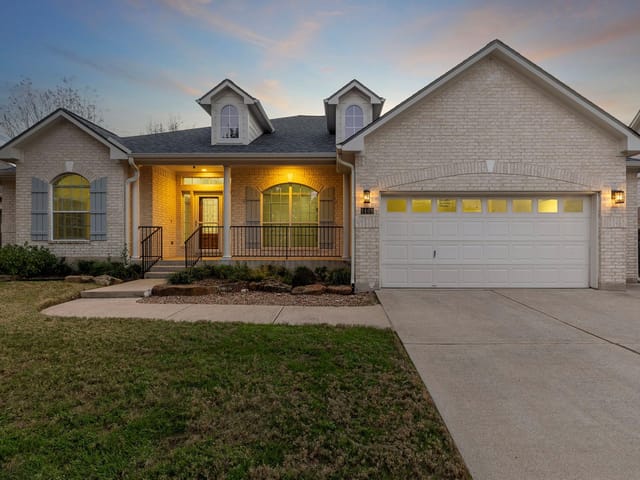 1409 Payton Falls Dr