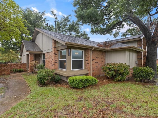 1409 W Braker Ln Unit #A