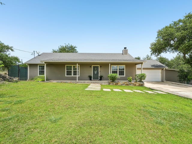 141 Arnold DR