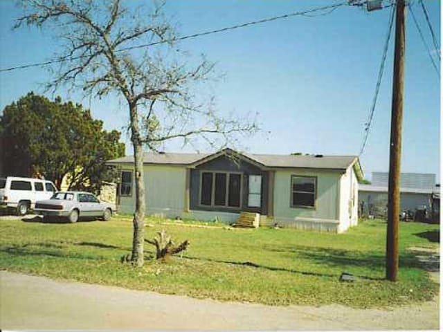 141 Dobie DR