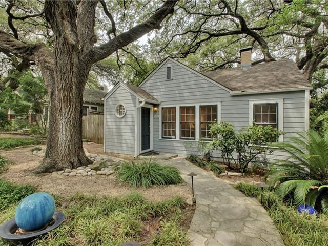 1410 Alameda Dr