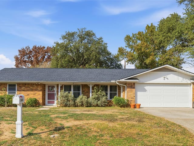 1410 Ocotilla Dr