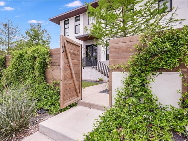 1410 Woodlawn RD Unit #B