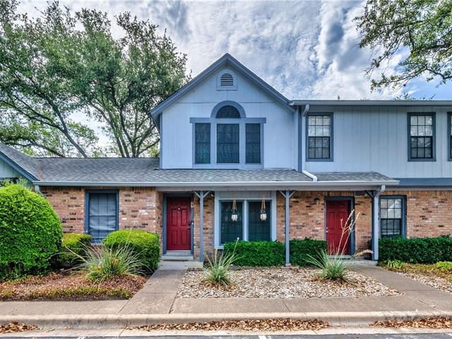 1411 Gracy Farms Ln NW Unit #17