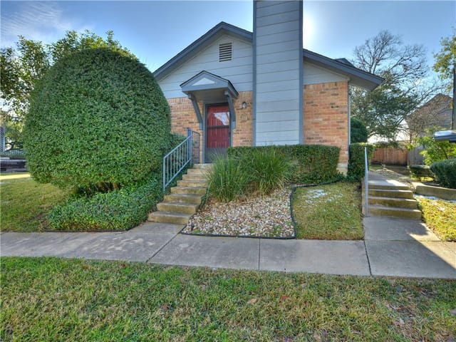 1411 GRACY FARMS Ln Unit #134