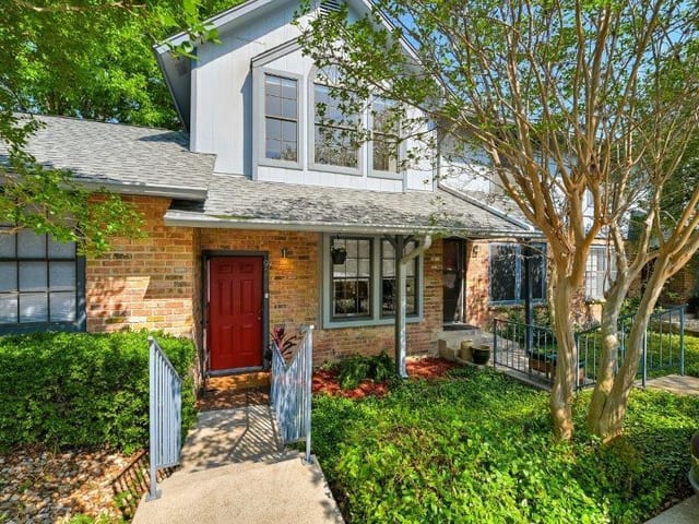 1411 Gracy Farms Ln Unit #92
