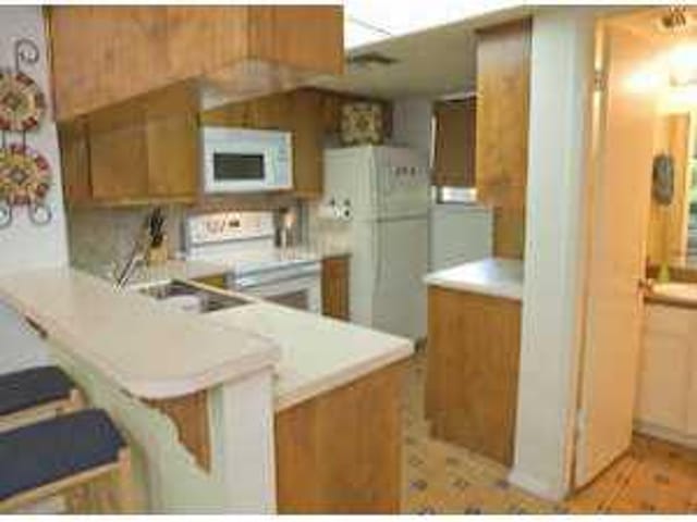 1411 Norwalk LN Unit #211