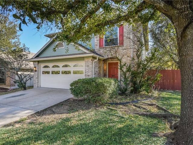 1411 Tetbury Ln