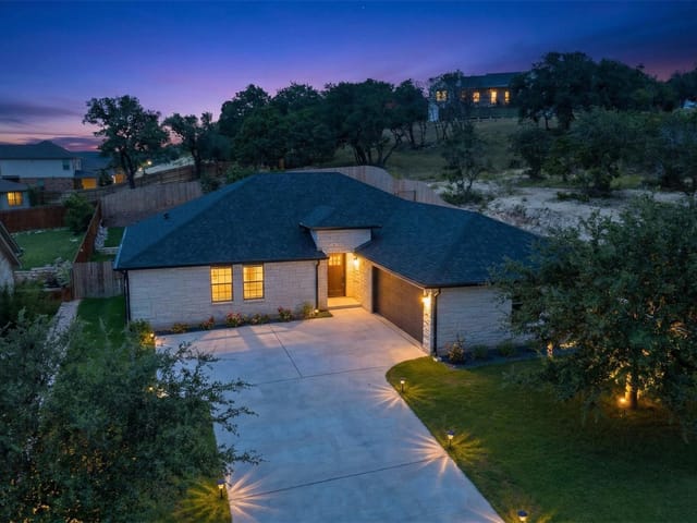 1412 Adam Ave