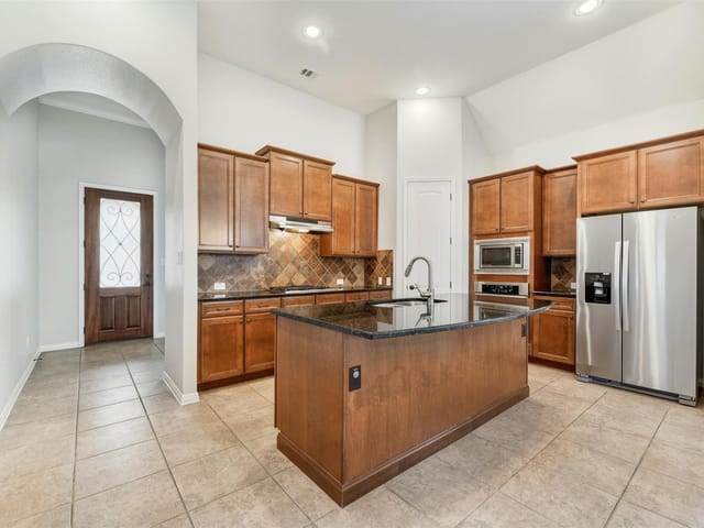 1412 Rimstone Dr