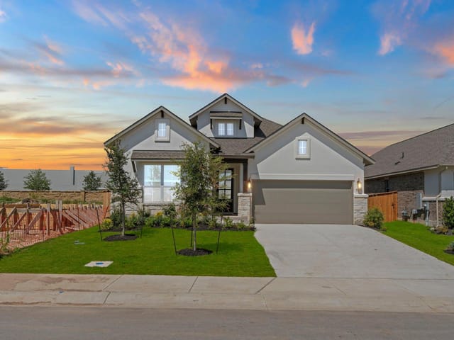 1413 Corduroy LN