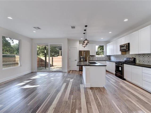 1413 Green Forest Dr Unit #1