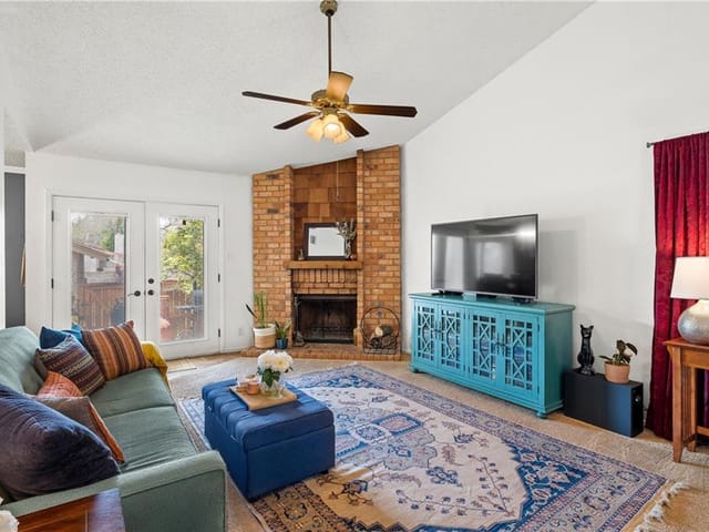 1413 W Braker Ln Unit #B